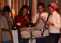 Two trombones, recorder, clarinet