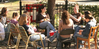 Kids sitting and chatting